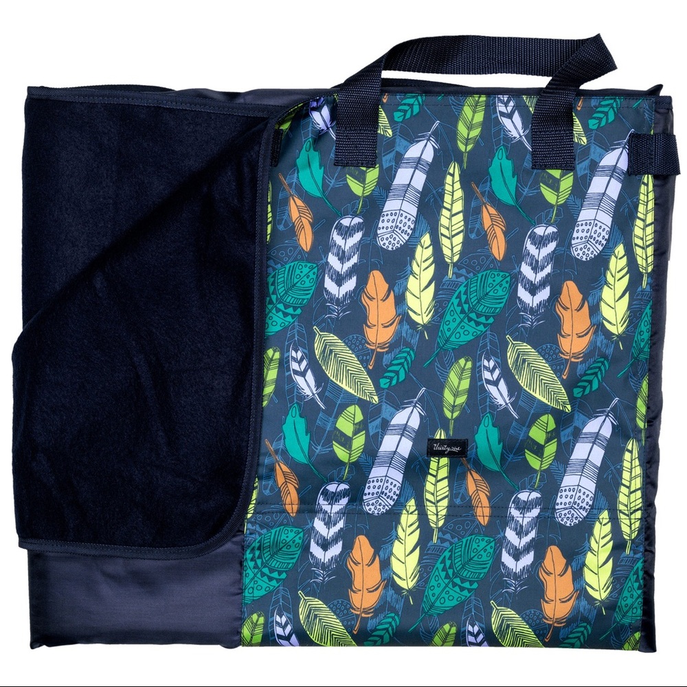 Thirty One Bleacher Blanket - Picture 3 of 5